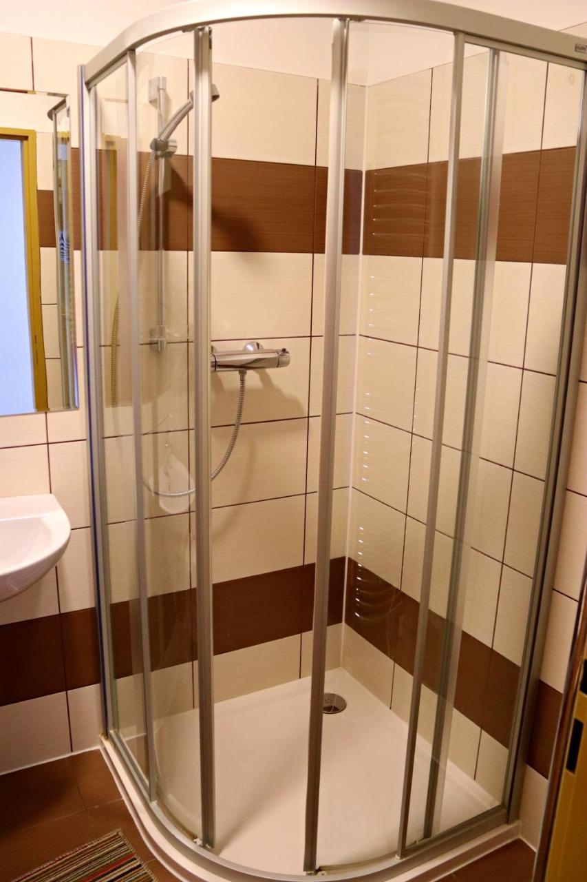 Penzion Kosik Tvrdonice Bagian luar foto